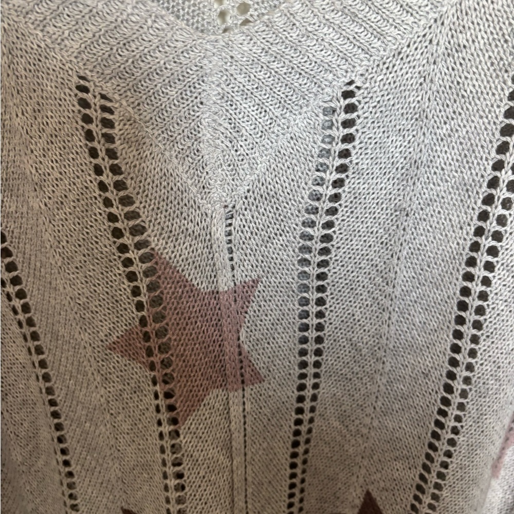 Easel Gray and Brown/Mauve Star Knit Sweater - Picture 3 of 3